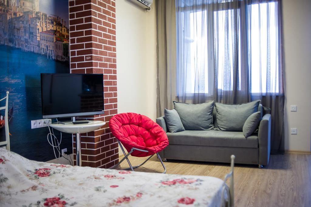 Apartment On Takaishvili バトゥーミ エクステリア 写真